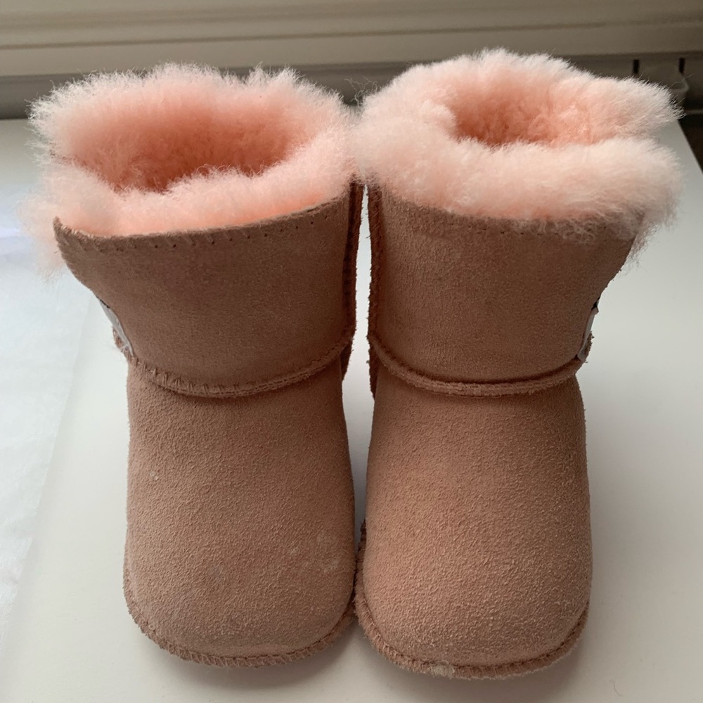 SOLD Baby girl size small UGGS, EUC, worn once indoors, too small. Fit like a 4